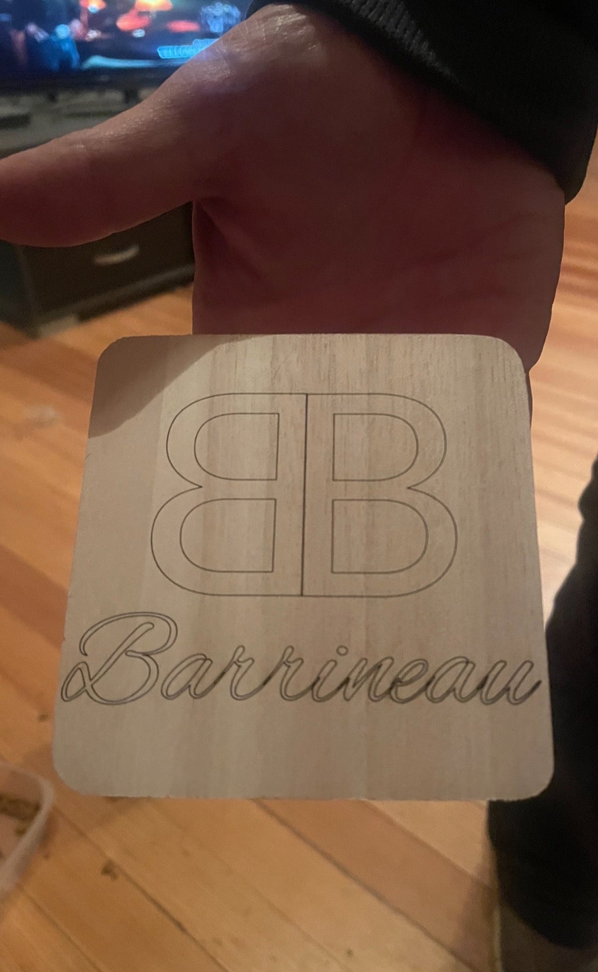 Personalized Engraved Wooden Round – Decorative Accent